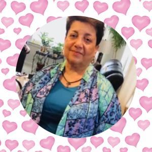 Meet your Posher, Lorraine